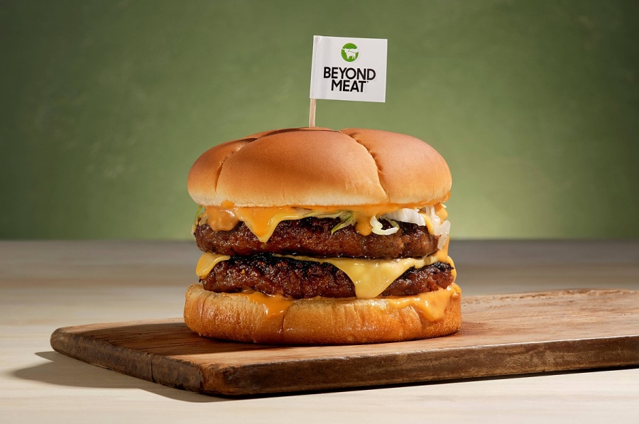 Beyond Meat: Η φούσκα του τεχνητού κρέατος εκρήγνυται – Επικό short squeeze στέλνει τη μετοχή στα ουράνια