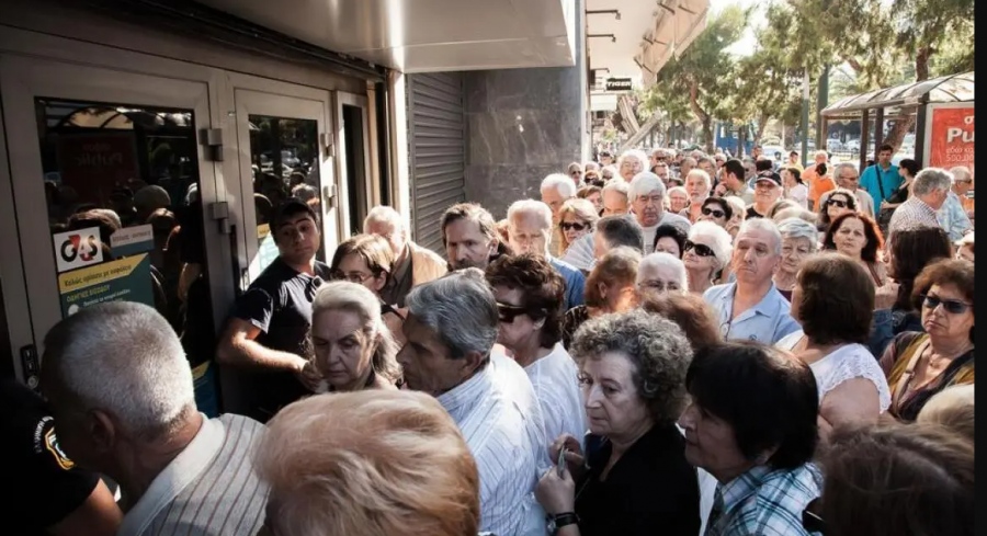 Σε απελπισία η NΔ – Ρελάνς με capital controls, Βαρουφάκη και Ζωή για τον βούρκο του ΟΠΕΚΕΠΕ