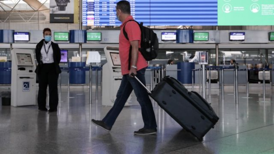 Νέα ταξιδιωτική οδηγία: Τέλος τα τεστ για την είσοδο στη χώρα από 7/2 - Αρκεί το πιστοποιητικό εμβολιασμού