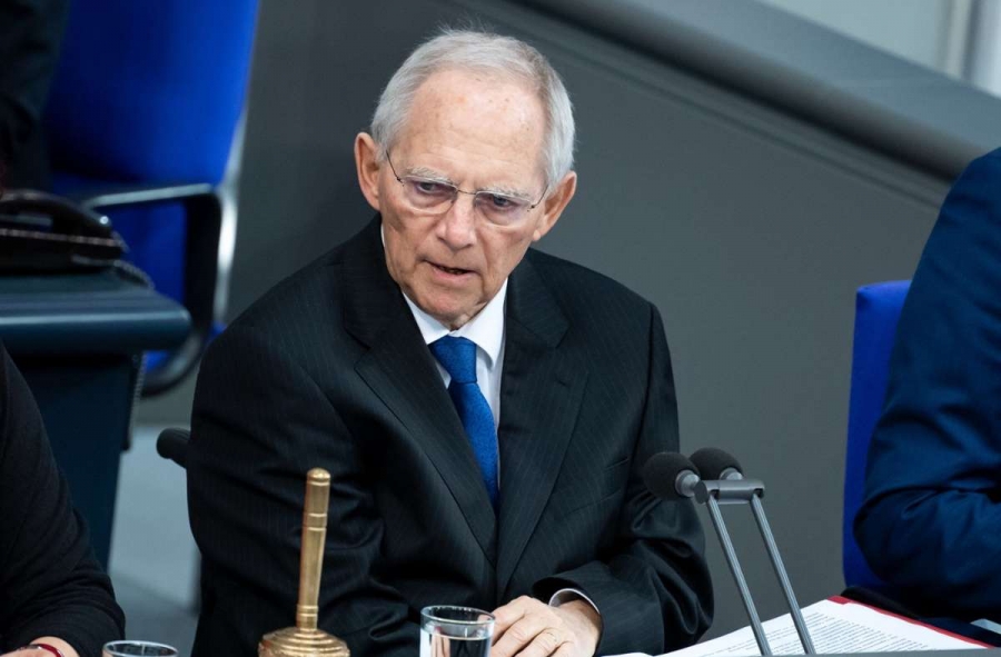 «Mea culpa» από Schaeuble για Ρωσία και αιχμές για Merkel: «Δεχθήκαμε ευχαρίστως το φθηνό ρωσικό αέριο»