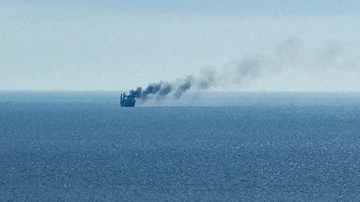 Η Ρωσία χτύπησε τρία εμπορικά πλοία που μετέφεραν στρατιωτικό φορτίο στην Ουκρανία