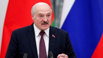 Αυστηρό μήνυμα Lukashenko στους Λευκορώσους: «Να προσεύχεστε στην κυβέρνηση που δεν είμαστε σε πόλεμο»