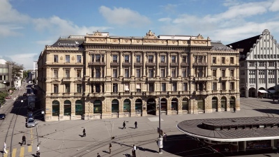 Σοκ στην Ελβετία… φιμώνουν δημοσιογράφους γιατί αποκαλύπτουν τα σκάνδαλα των τραπεζιτών