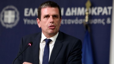 Σε παράλληλο σύμπαν ο Καιρίδης της ΝΔ - Για το φιάσκο στη Λιβύη φταίει... ο Putin