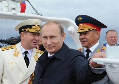Βραβεύθηκε ο Putin για την προσφορά του στο Πολεμικό Ναυτικό της Ρωσίας