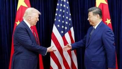 Έκτακτη τηλεφωνική επικοινωνία Xi με Putin και Trump λίγες ώρες πριν τις κρίσιμες διαπραγματεύσεις για το Ιράν
