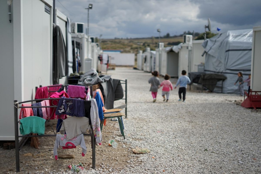 Η γερμανική κρατική τηλεόραση κατακεραυνώνει την Ελλάδα - Απάνθρωπη η μεταχείριση προσφύγων 