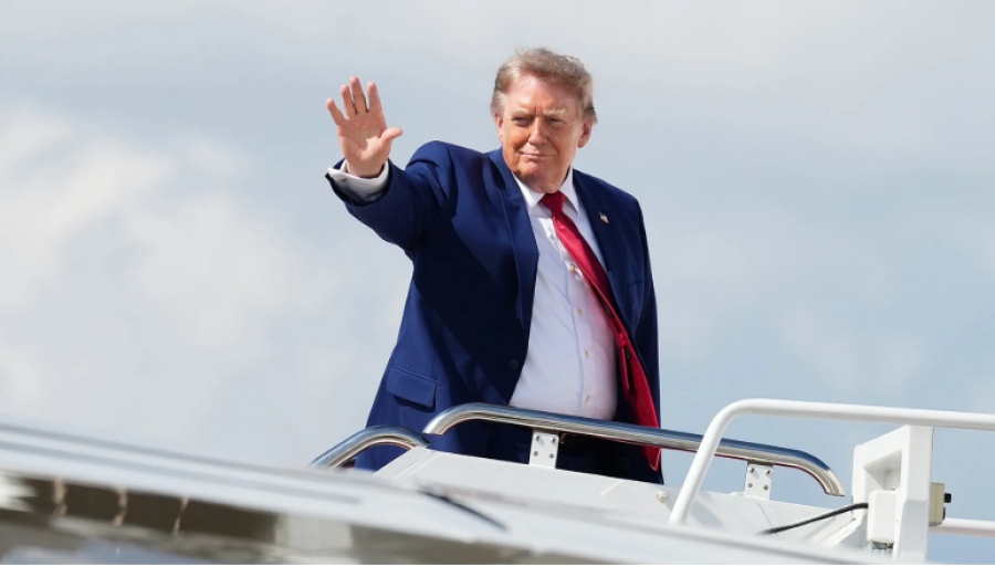 Trump στο Axios: «Κρατάμε χαμηλούς τόνους» με το Ιράν – Οικονομική, όχι στρατιωτική πίεση