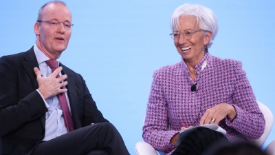 Η Lagarde δίνει το «δαχτυλίδι» στον Knot: Θα ήταν ένας κατάλληλος διάδοχος στο τιμόνι της ΕΚΤ