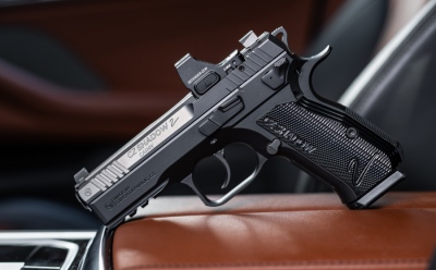 CZ Shadow 2 Carry: Πιστόλι οπλοφορίας με «ευγενείς» καταβολές