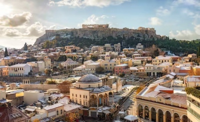 Βραχυχρόνια μίσθωση: Η επένδυση που έγινε απληστία και στεγαστική πίεση στην κοινωνία