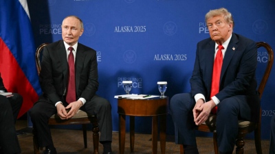 Βόμβα CNN: Οι Ευρωπαίοι... έτρεμαν το τετ α τετ Putin - Trump στην Αλάσκα — Ανακούφιση για την παρουσία υπουργών στις συνομιλίες