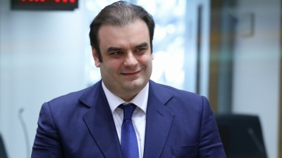 Πιερρακάκης: Η οικονομία βελτιώνει διαρκώς τις επιδόσεις της - Ανάχωμα απέναντι στις αυξήσεις των τιμών