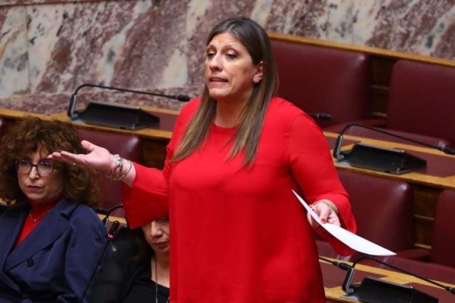 Η Ζωή Κωνσταντοπούλου τσακώθηκε (και) με το ΚΚΕ - «Επαγγελματίες του κομμουνισμού με μισθό»