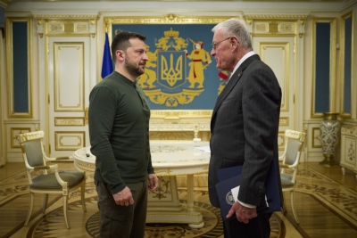 Συνάντηση Volodymyr Zelensky με Keith Kellogg στο Κίεβο – Στο επίκεντρο κυρώσεις και τερματισμός του πολέμου