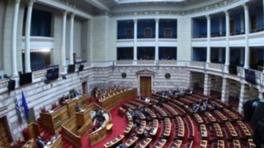 Βουλή: Στην Ολομέλεια στις 22/5 η συζήτηση για Εξεταστική Επιτροπή για τις υποκλοπές - ΠΑΣΟΚ: Η συγκάλυψη δεν θα περάσει