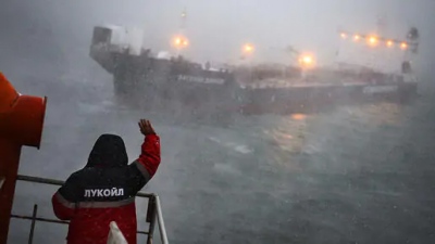 H «Συμφωνία του αιώνα»: Η Lukoil πουλάει τα δυτικά περιουσιακά της στοιχεία εν μέσω σκανδάλου σοκ - Ο ρόλος... Ελβετίας