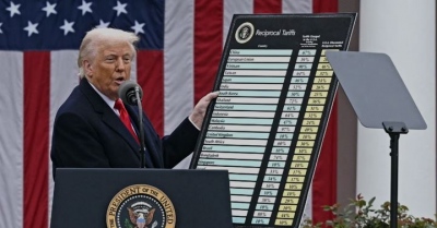 Ανάλυση Guardian για δασμούς Trump: «Απελευθέρωση» από τι ακριβώς; - Θα έχουν το αντίθετο αποτέλεσμα