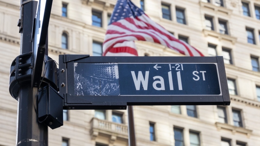 New records on Wall Street - Nvidia over $5 trillion - All eyes on the Fed