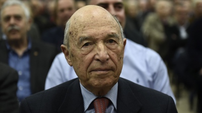 Θέμα στη Βουλή το αποκλειστικό του ΒΝ για το πωλητήριο του εξοχικού του Σημίτη στο Κορακοχώρι…