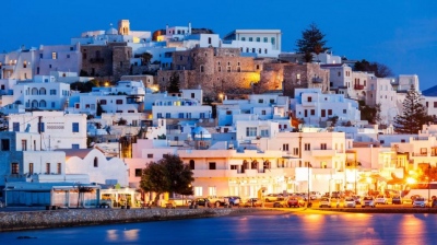 Τι συμβαίνει; - Παρά τα ρεκόρ του τουρισμού, δεκάδες ξενοδοχεία βγαίνουν στο σφυρί το προσεχές διάστημα