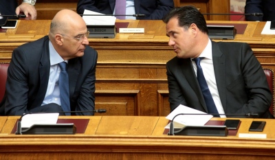 Στα «κάγκελα» ο Δένδιας με τον Άδωνη - Φωτιές στο Μαξίμου με εντολή άνωθεν