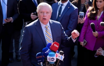 Lindsey Graham: Εάν αποτύχει η συμφωνία με το Ιράν, ο Trump είναι έτοιμος να καταλάβει στρατιωτικά τα στενά του Hormuz