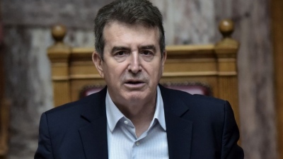 Ο Χρυσοχοΐδης τι λέει; «Χάθηκαν» 23 ειδικοί φρουροί στον Πειραιά!
