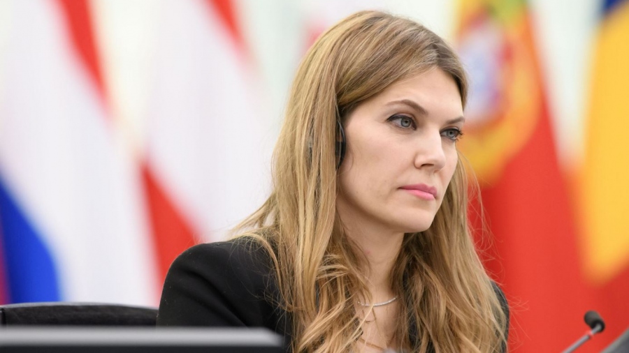 Qatargate: Ο συνήγορος της Εύας Καϊλή κάνει λόγο για σοβαρή παραβίαση της βουλευτικής της ασυλίας