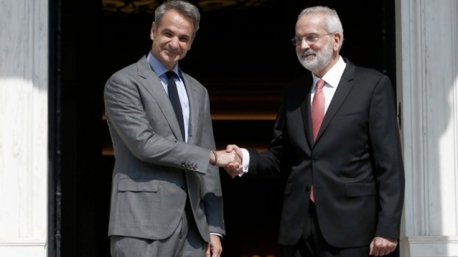 Ορκίστηκε υπηρεσιακός πρωθυπουργός ο Σαρμάς – Ανακοινώθηκαν τα ονόματα της νέας υπηρεσιακής κυβέρνησης, ποιοι αναλαμβάνουν