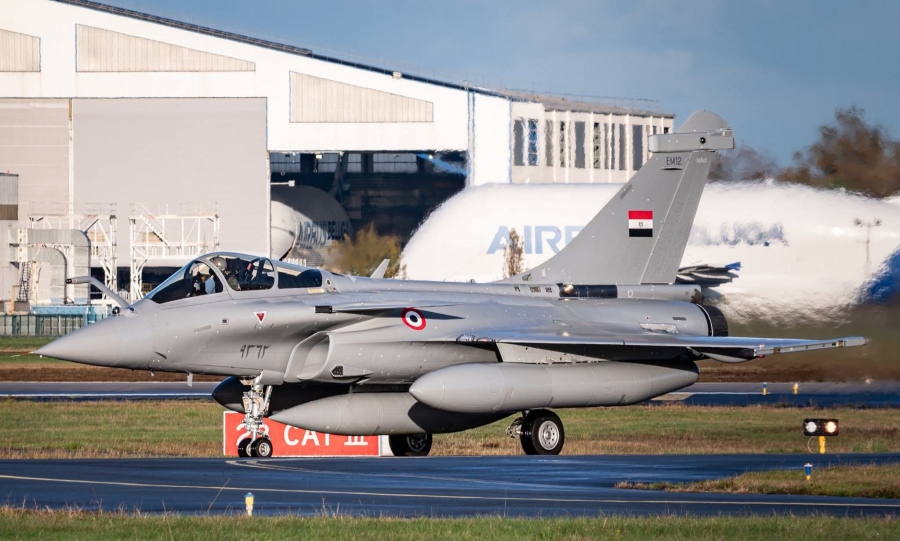 Ουκρανικά ΜΜΕ: Η Dassault παρέδωσε τρία αεροσκάφη Rafale στην Αίγυπτο – Η Ελλάδα επιδιώκει να πάρει μαχητικά με βελτιωμένα ηλεκτρονικά