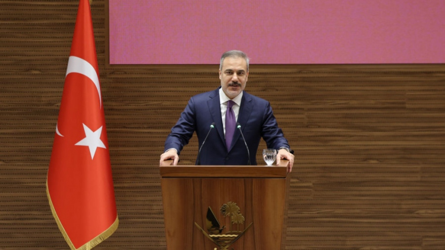 Fidan: Η Τουρκία θα ενωθεί με τους γείτονές της για να πολεμήσει τους τρομοκράτες – Να σταματήσει η στήριξη Trump στους Κούρδους