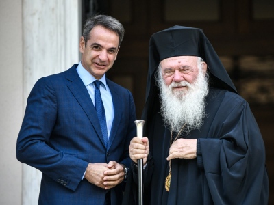 Η επιχείρηση ανακατάληψης της δεξιάς βάσης από Μητσοτάκη θα αποτύχει – Το παρασκήνιο του δείπνου με Ιερώνυμο