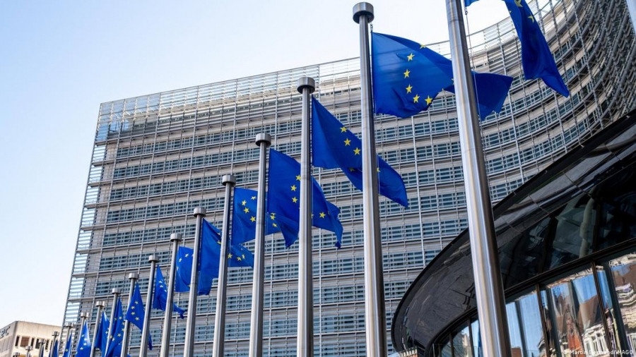 Ευρώπη «δύο ταχυτήτων» θέλουν οι ισχυροί - Συγκροτείται η νέα ΕΕ των έξι ισχυρότερων οικονομιών