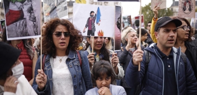 Τουρκία: Διαδηλώσεις συμπαράστασης  στις Ιρανές σε Κωνσταντινούπολη, Ντιγιάρμπακιρ και Σμύρνη