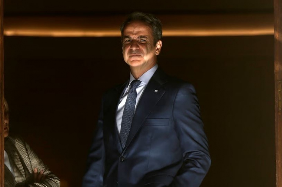 Αφαιμάζουν τους Έλληνες για να στείλουν δισ. στη διεφθαρμένη Ουκρανία - Εγκληματικά λάθη Μητσοτάκη μας οδηγούν σε νέο κραχ