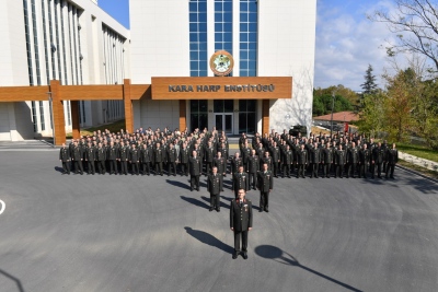 Σοβαρή κρίση ηγεσίας στον τουρκικό στρατό – Δεν υπάρχουν αξιωματικοί, ο Erdogan επιστρατεύει συνταξιούχους, για να καλύψει το κενό