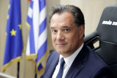 Μαύρο στις ασφαλιστικές εταιρίες από τον Άδωνι Γεωργιάδη για τα δημόσια νοσοκομεία