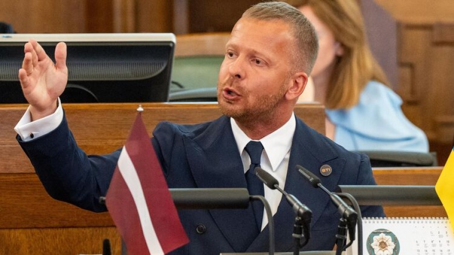 Βουλευτής αποβλήθηκε από το Κοινοβούλιο της Λετονίας, επειδή μίλησε στα ρωσικά