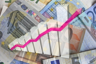 Τέλεια καταιγίδα - Γιατί η EKT χάνει τη μάχη του πληθωρισμού: Έρχεται έκρηξη των τιμών και ύφεση στην οικονομία