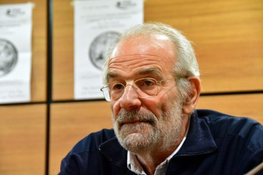 Αλαβάνος: Ο Τσίπρας να γονατίσει και να ζητήσει συγγνώμη...