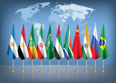 Οι BRICS σπάνε το φράγμα του 1 τρισ. δολαρίων στο εμπόριο