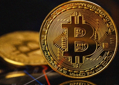 Σε νέα ιστορικά υψηλά το Bitcoin… πάνω από τις 120 χιλ. δολάρια