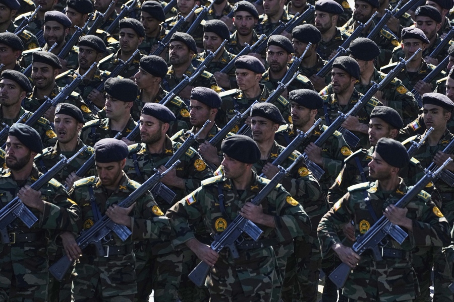 Οι Κούρδοι και το εφιαλτικό σενάριο για το Ιράν - Γιατί οι Φρουροί της Επανάστασης αναπτύσσουν δυνάμεις στα σύνορα με το Ιράκ
