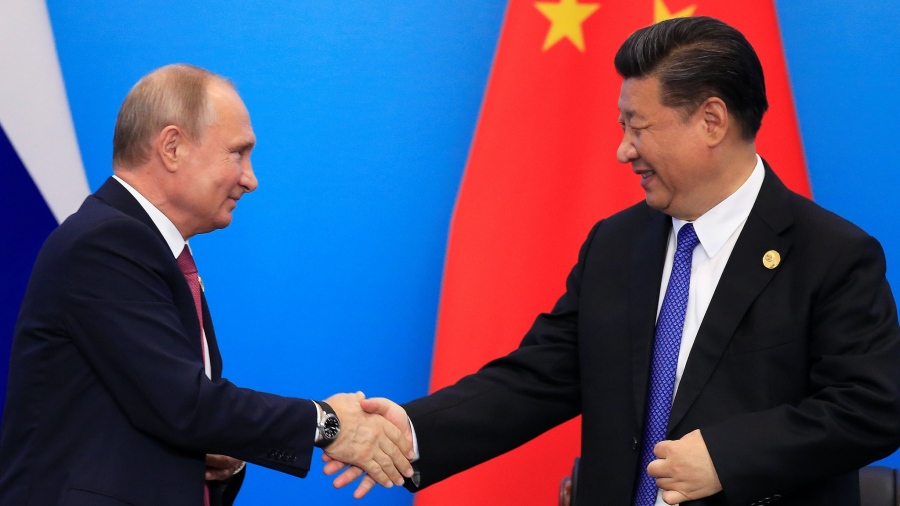 Xi σε Macron - Σταματήστε να δυσφημίζετε την Κίνα, θέλουμε ειρήνη με πολιτική λύση στην Ουκρανία