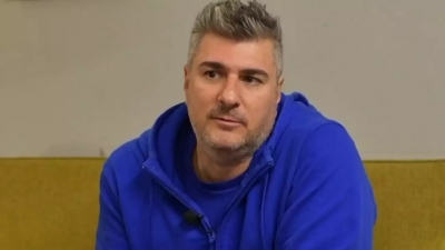 Σκληρή επίθεση του Μωραΐτη στον Κασσελάκη για... ενδεχόμενο μεταγραφής στο ΠΑΣΟΚ