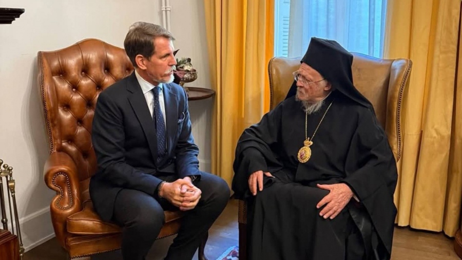 Ευλογία Βαρθολομαίου στον Παύλο Ντε Γκρες για νέο κόμμα