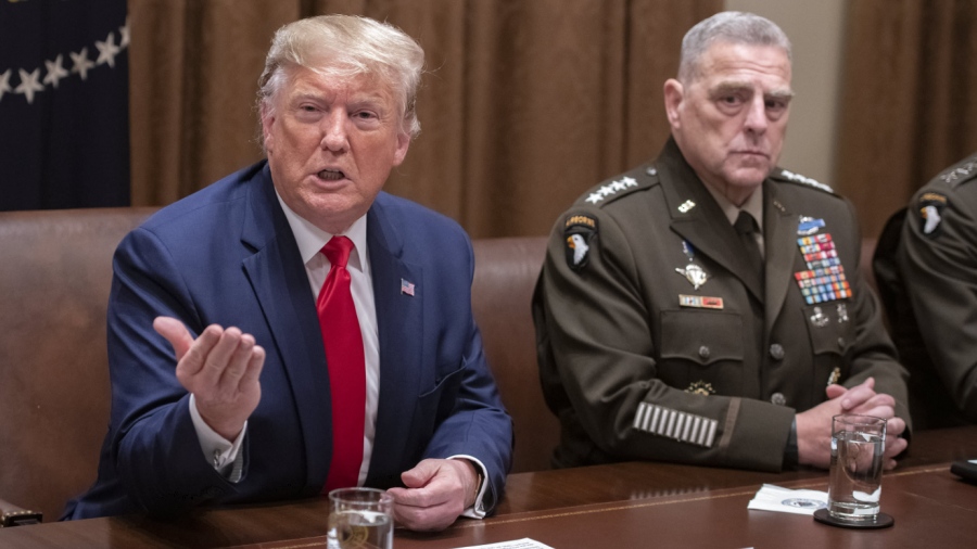 «Εξέγερση» στρατιωτικών στις ΗΠΑ κατά του Trump: Μην πολιτικοποιείς το στράτευμα