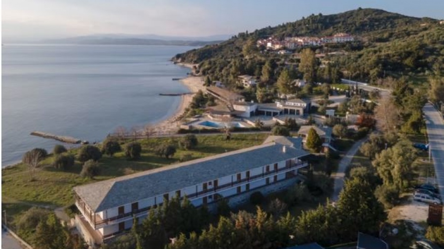 Στη Domes Resorts περνά το ιστορικό Ξενία Ουρανούπολης