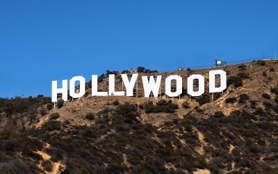 Ο Trump θα σώσει το ετοιμοθάνατο Hollywood - Eπιβάλλει δασμούς 100% στις ξένες ταινίες